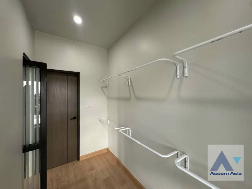 24  3 br Townhouse For Rent in Sukhumvit ,Bangkok BTS Phra khanong AA44795