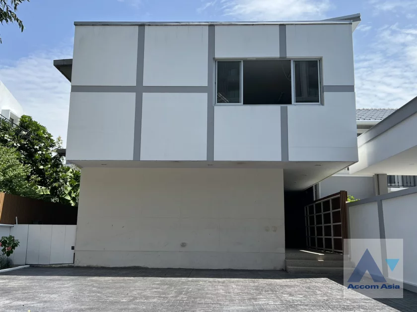 unitHome Office |  House For Rent & Sale in Sukhumvit, Bangkok  near BTS Ekkamai (AA44853)
