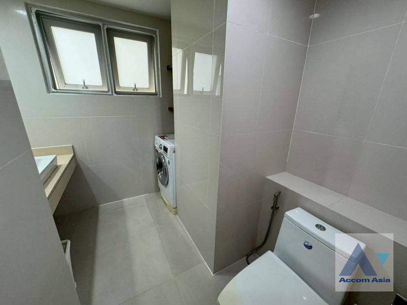 10  2 br Condominium For Rent in Ploenchit ,Bangkok BTS Ratchadamri at The Rajdamri AA44889