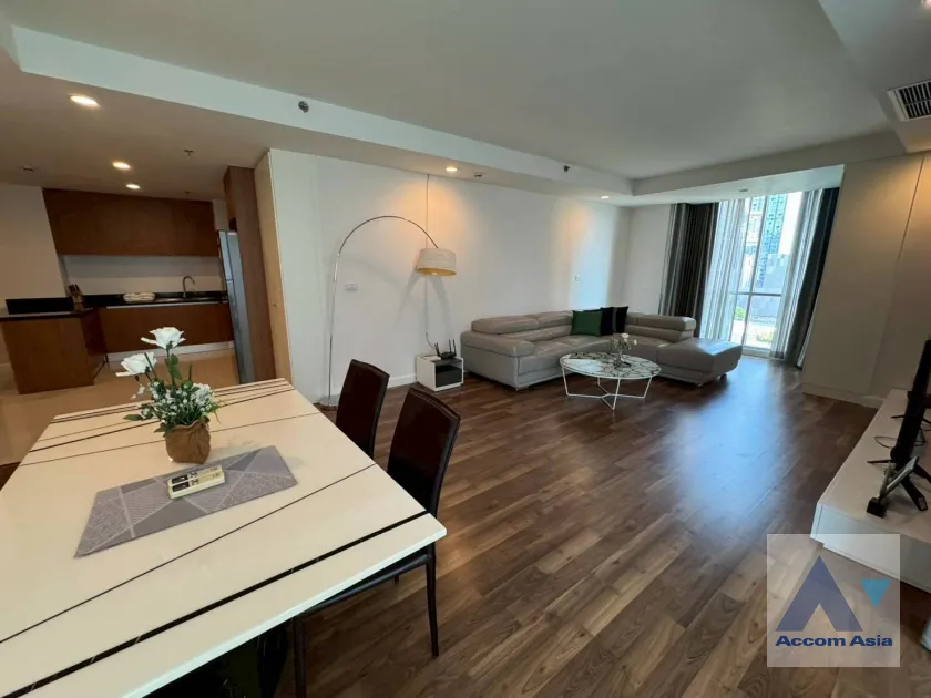  The Rajdamri Condominium  2 Bedroom for Rent BTS Ratchadamri in Ploenchit Bangkok