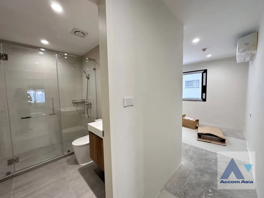 6  3 br Condominium For Rent in Sukhumvit ,Bangkok BTS Phrom Phong at Le Raffine Sukhumvit 24 AA44940