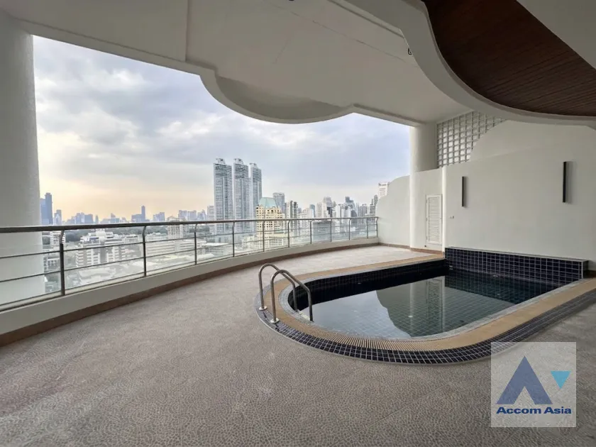 unitPrivate Swimming Pool, Duplex Condo |  3 Bedrooms  Condominium For Rent in Sukhumvit, Bangkok  near BTS Phrom Phong (AA44940)