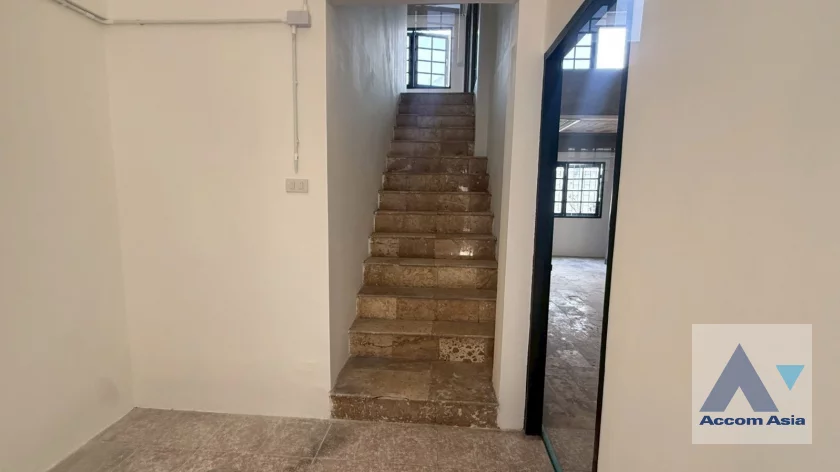 17  5 br Townhouse for rent and sale in Sukhumvit ,Bangkok BTS Phrom Phong AA45071