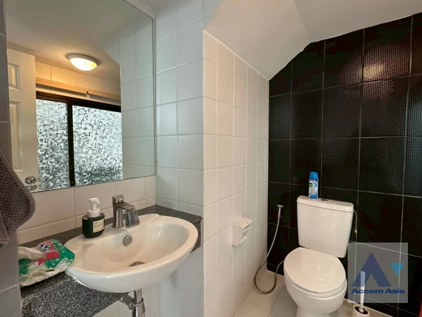18  3 br Townhouse for rent and sale in Pattanakarn ,Bangkok BTS On Nut at Areeya Mandarina 77 AA45108