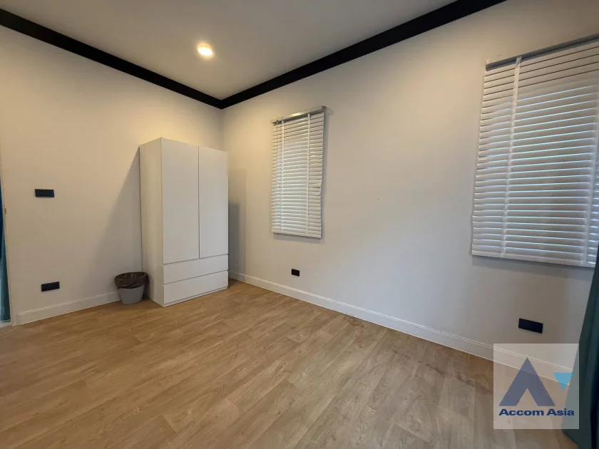 17  4 br House For Rent in Krungthep Kreetha ,Bangkok ARL Ban Thap Chang at Setthasiri Krungthep Kreetha 2 AA45130
