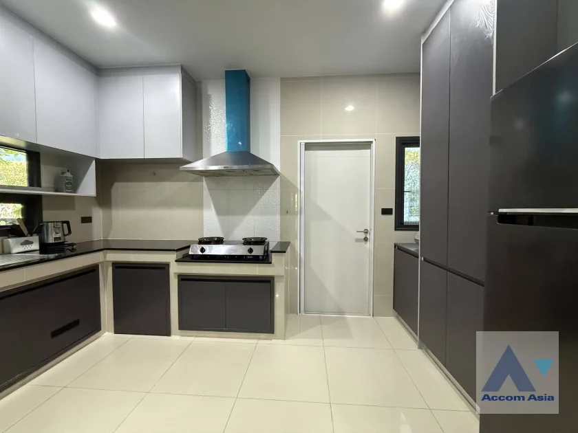 11  4 br House For Rent in Krungthep Kreetha ,Bangkok ARL Ban Thap Chang at Setthasiri Krungthep Kreetha 2 AA45130