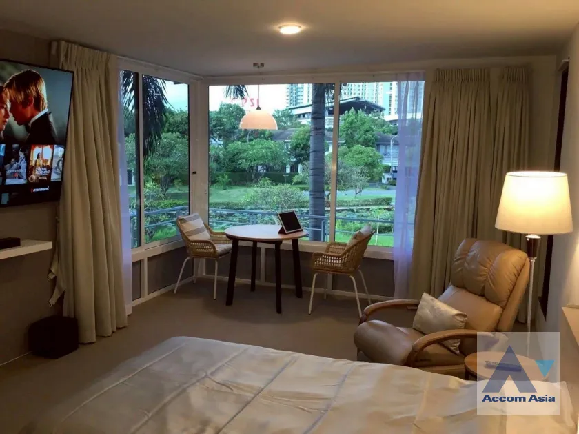 7  4 br House For Sale in  ,Bangkok  at Noble Thara Phatthanakan Village AA45146