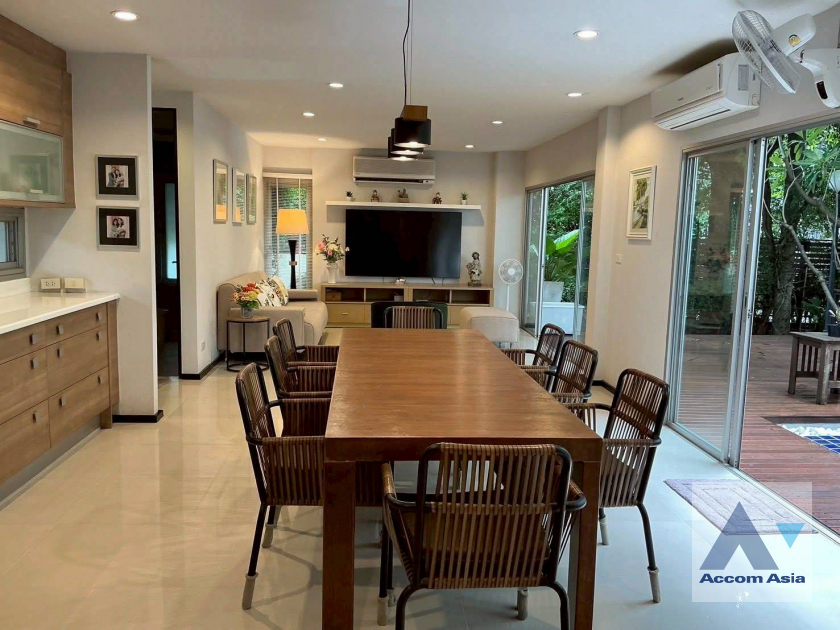 5  4 br House For Sale in  ,Bangkok  at Noble Thara Phatthanakan Village AA45146