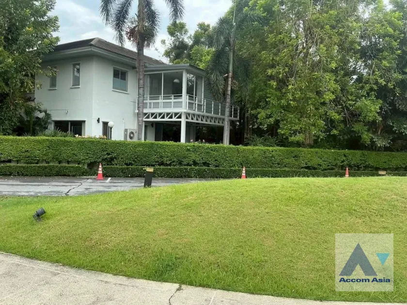 unitPrivate Swimming Pool |  4 Bedrooms  House For Sale in Pattanakarn, Bangkok  (AA45146)