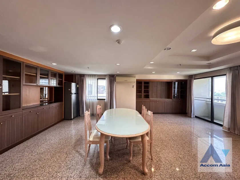 unit 3 Bedrooms  Condominium For Rent in Sukhumvit, Bangkok  near BTS Phrom Phong (AA45151)
