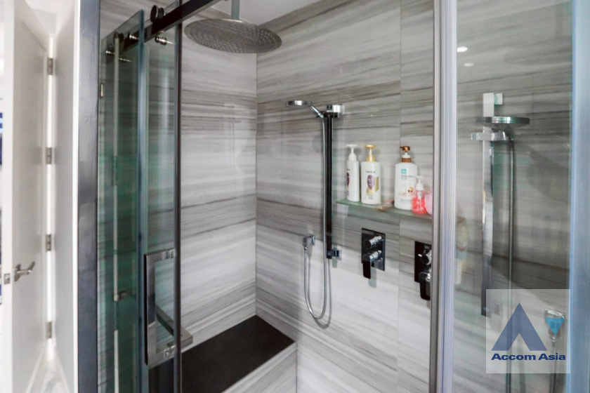 11  2 br Condominium for rent and sale in Ploenchit ,Bangkok BTS Ratchadamri at Baan Thanon Sarasin AA45162