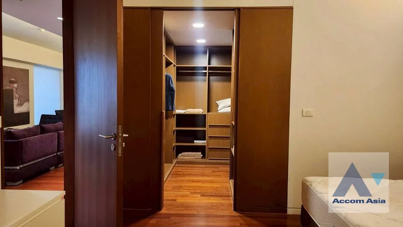 4  2 br Condominium for rent and sale in Ploenchit ,Bangkok BTS Ratchadamri at Hansar Residence AA45172