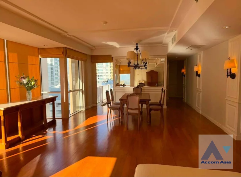 unit 2 Bedrooms  Condominium For Rent & Sale in Ploenchit, Bangkok  near BTS Chitlom (AA45221)