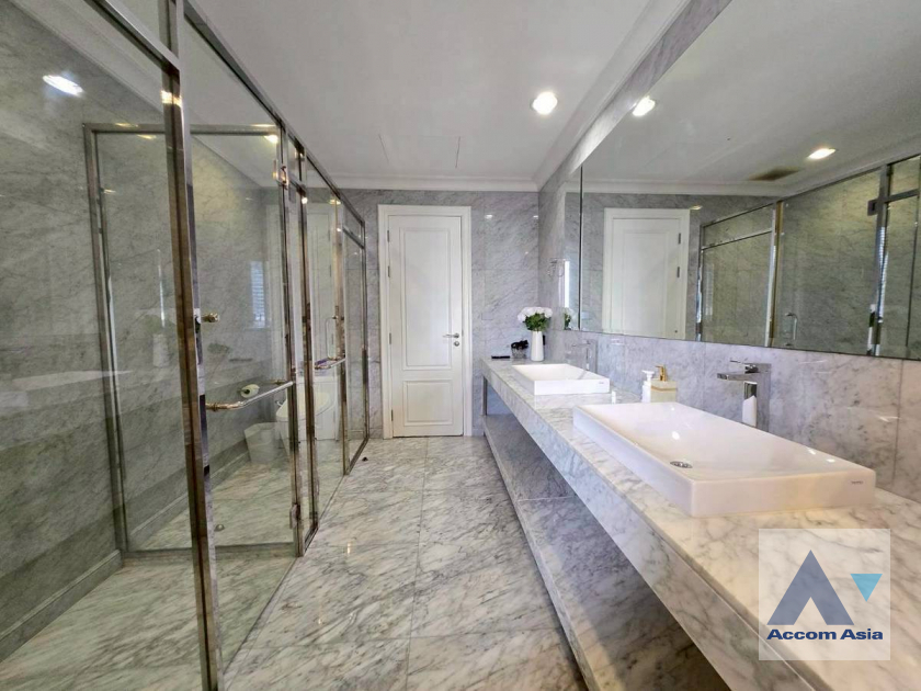 9  4 br Townhouse for rent and sale in Sukhumvit ,Bangkok BTS Thong Lo at 749 Residence AA45228