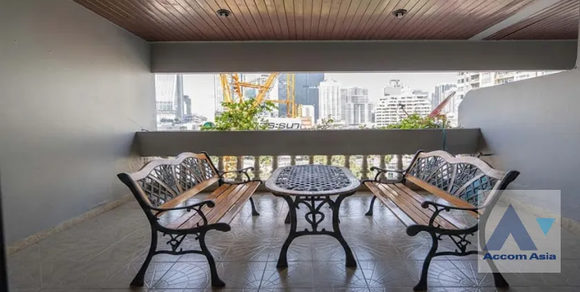 unit 3 Bedrooms  Apartment For Rent & Sale in Sukhumvit, Bangkok  near BTS Phrom Phong (AA45247)