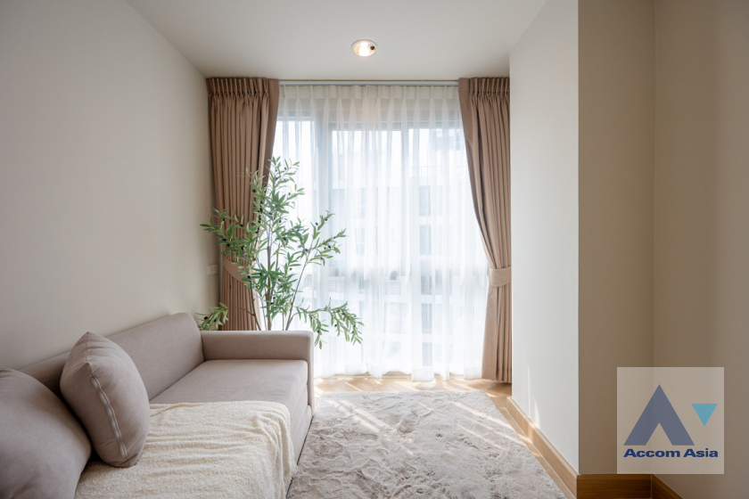 12  3 br Condominium For Sale in Rama 3 ,Bangkok BTS Chong Nonsi - MRT Lumphini at Resorta Yen-Akat AA45267