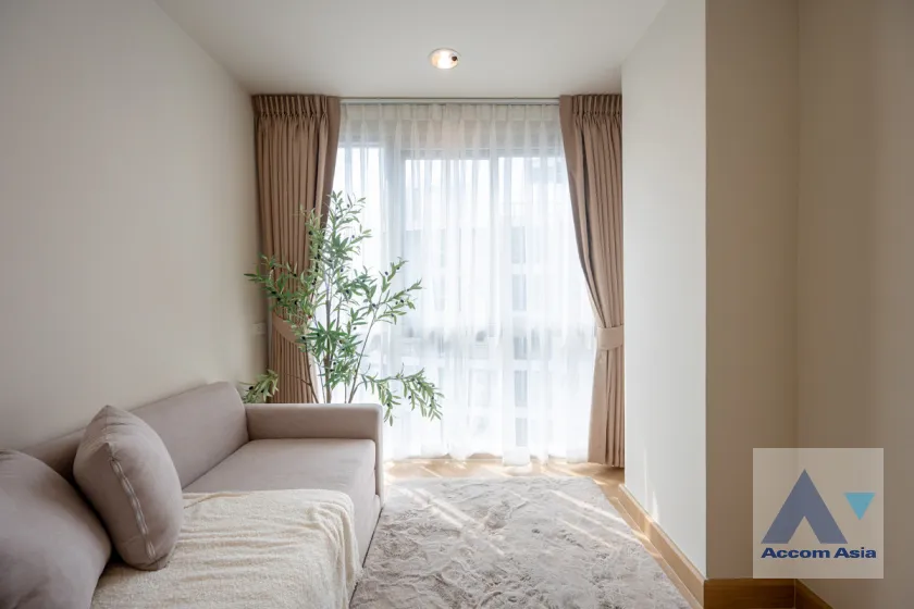 12  3 br Condominium For Sale in Rama 3 ,Bangkok BTS Chong Nonsi - MRT Lumphini at Resorta Yen-Akat AA45267