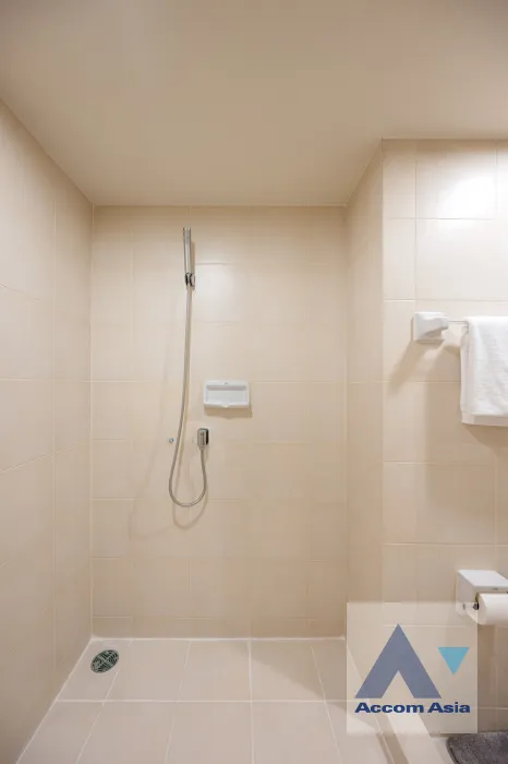 22  3 br Condominium For Sale in Rama 3 ,Bangkok BTS Chong Nonsi - MRT Lumphini at Resorta Yen-Akat AA45267
