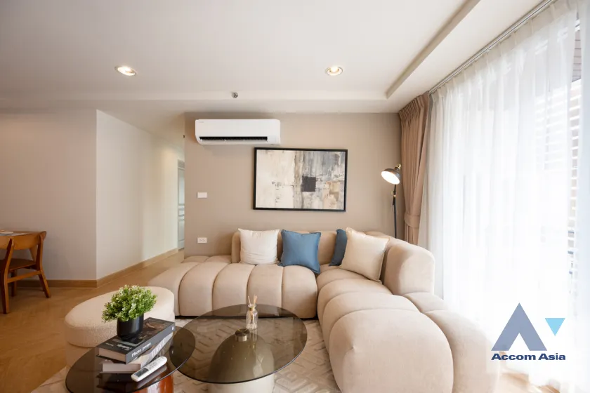 unitNewly renovated |  3 Bedrooms  Condominium For Sale in Rama 3, Bangkok  near BTS Chong Nonsi - MRT Lumphini (AA45267)