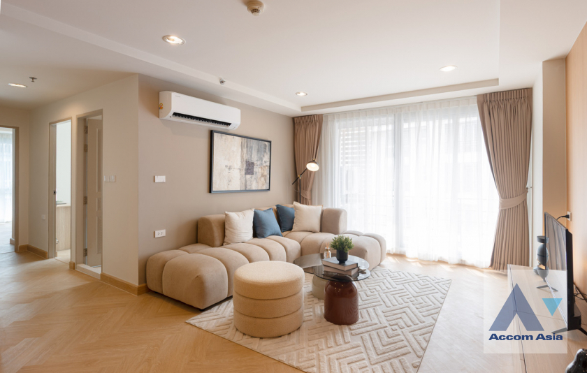 7  3 br Condominium For Sale in Rama 3 ,Bangkok BTS Chong Nonsi - MRT Lumphini at Resorta Yen-Akat AA45267