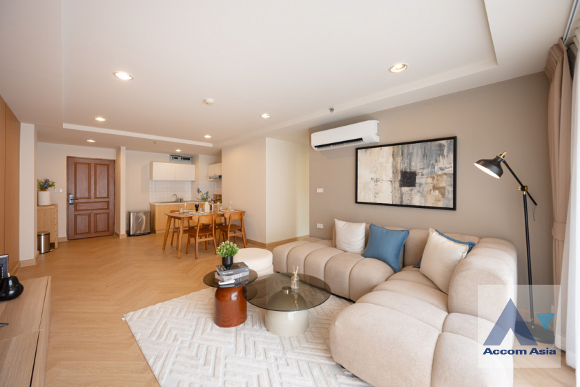  2  3 br Condominium For Sale in Rama 3 ,Bangkok BTS Chong Nonsi - MRT Lumphini at Resorta Yen-Akat AA45267