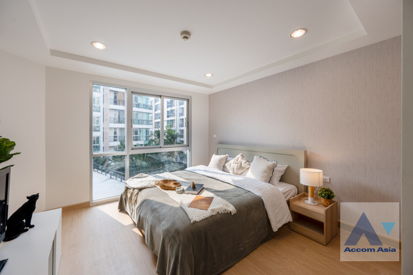 12  3 br Condominium For Sale in Rama 3 ,Bangkok BTS Chong Nonsi - MRT Lumphini at Resorta Yen-Akat AA45273