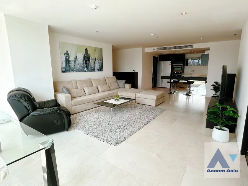 unit 3 Bedrooms  Condominium For Rent in Sukhumvit, Bangkok  near BTS Thong Lo (AA45302)