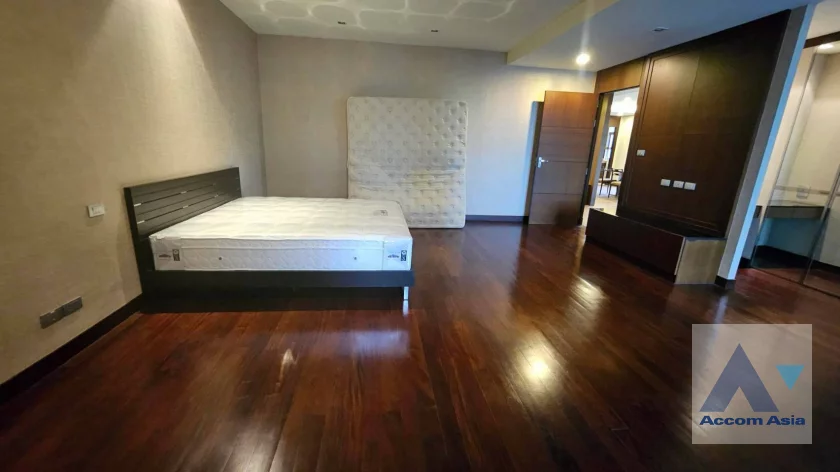 14  2 br Apartment For Rent in Sathorn ,Bangkok BRT Thanon Chan at Low Rise Residence AA45308