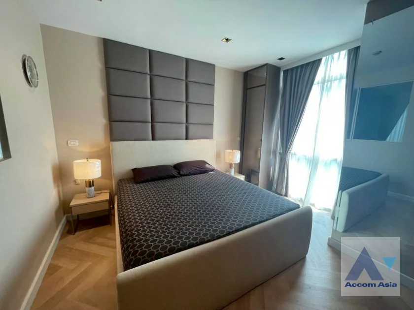 15  2 br Condominium For Rent in Ploenchit ,Bangkok BTS Ploenchit at Athenee Residence AA45320