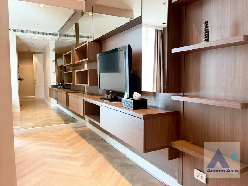 10  2 br Condominium For Rent in Ploenchit ,Bangkok BTS Ploenchit at Athenee Residence AA45320