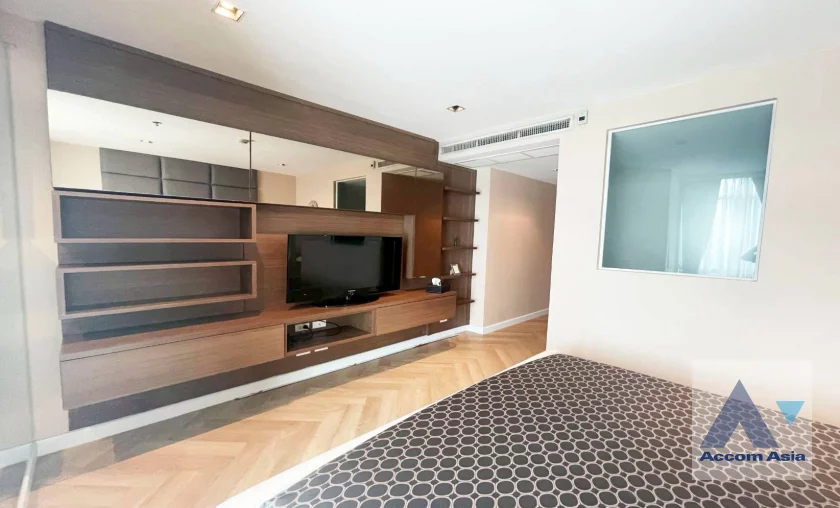 9  2 br Condominium For Rent in Ploenchit ,Bangkok BTS Ploenchit at Athenee Residence AA45320