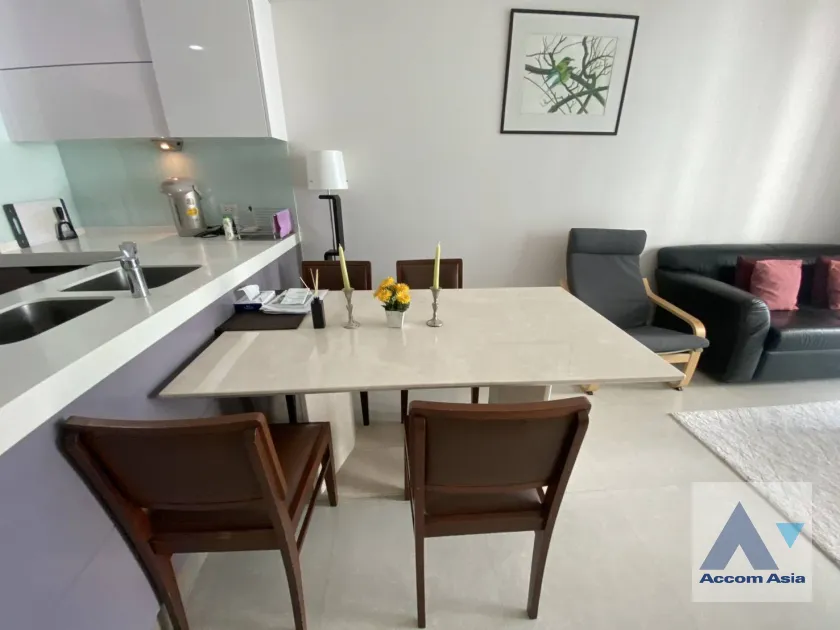 unit 2 Bedrooms  Condominium For Rent & Sale in Ploenchit, Bangkok  near BTS Chitlom (AA45354)