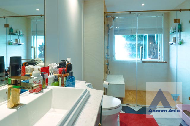 30  3 br Condominium For Sale in Sukhumvit ,Bangkok BTS Phrom Phong at Regent On The Park 3 AA45378