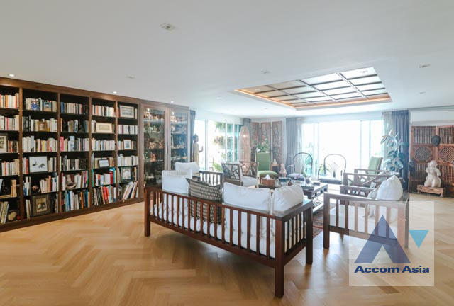  1  3 br Condominium For Sale in Sukhumvit ,Bangkok BTS Phrom Phong at Regent On The Park 3 AA45378