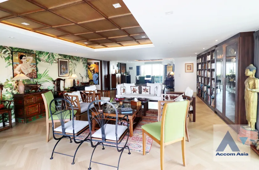  1  3 br Condominium For Sale in Sukhumvit ,Bangkok BTS Phrom Phong at Regent On The Park 3 AA45378