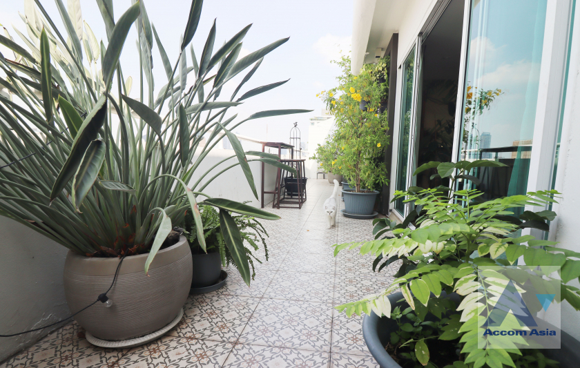 28  3 br Condominium For Sale in Sukhumvit ,Bangkok BTS Phrom Phong at Regent On The Park 3 AA45378