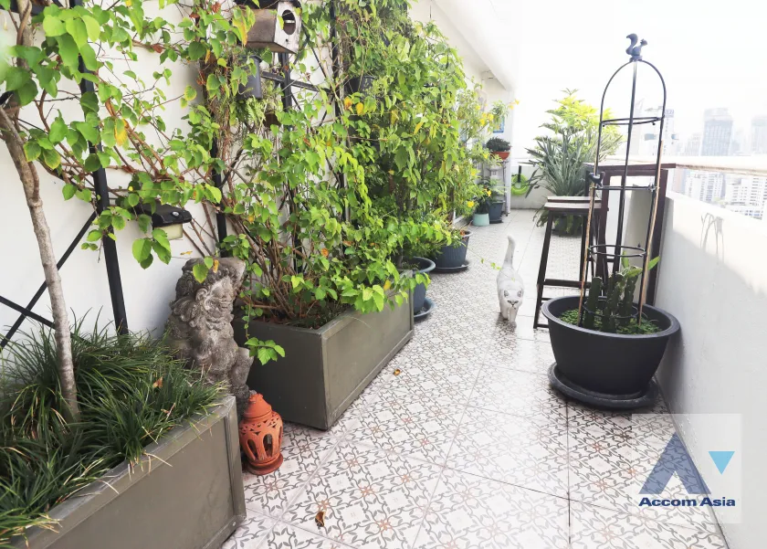 27  3 br Condominium For Sale in Sukhumvit ,Bangkok BTS Phrom Phong at Regent On The Park 3 AA45378