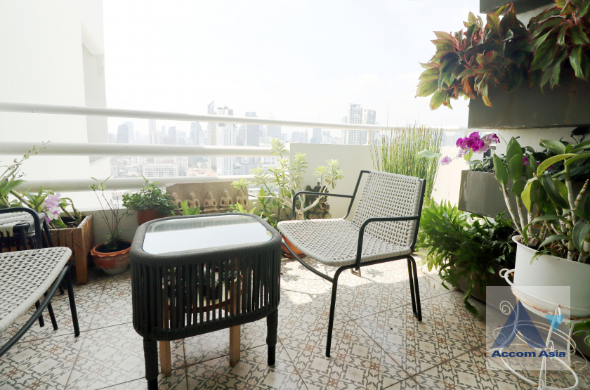 17  3 br Condominium For Sale in Sukhumvit ,Bangkok BTS Phrom Phong at Regent On The Park 3 AA45378