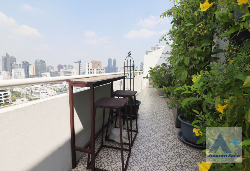 26  3 br Condominium For Sale in Sukhumvit ,Bangkok BTS Phrom Phong at Regent On The Park 3 AA45378