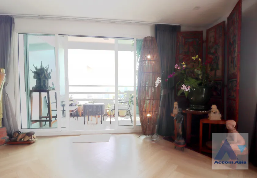 11  3 br Condominium For Sale in Sukhumvit ,Bangkok BTS Phrom Phong at Regent On The Park 3 AA45378