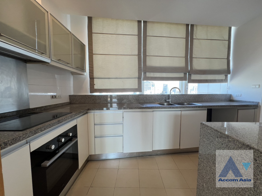 6  3 br Condominium For Sale in Sukhumvit ,Bangkok BTS Asok - MRT Sukhumvit at Millennium Residence @ Sukhumvit AA45379