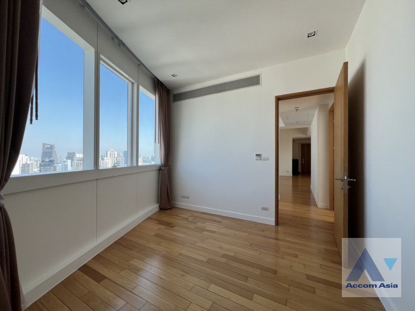 8  3 br Condominium For Sale in Sukhumvit ,Bangkok BTS Asok - MRT Sukhumvit at Millennium Residence @ Sukhumvit AA45379