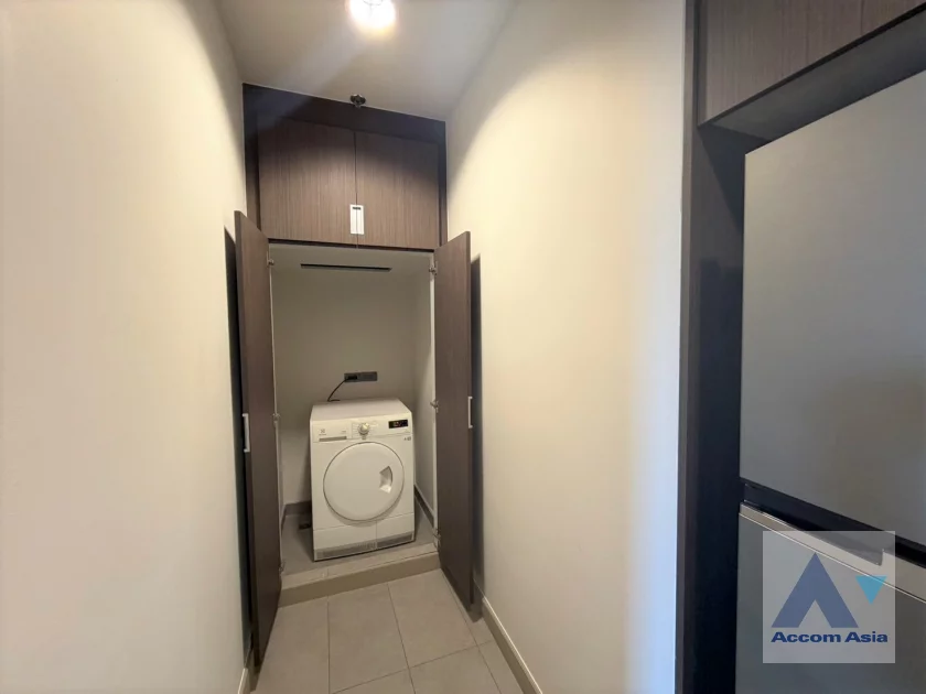 12  2 br Apartment for rent and sale in Sukhumvit ,Bangkok  at Modern Apartment AA45381