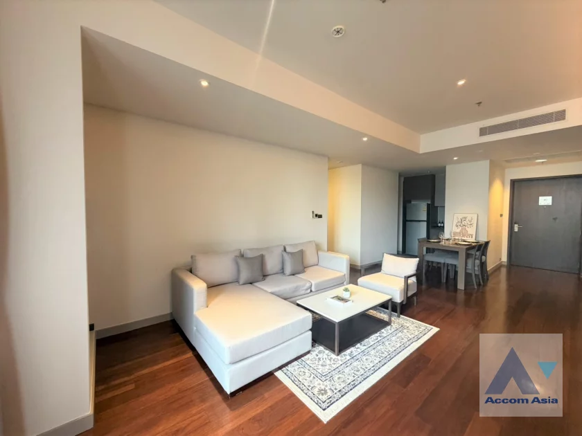  1  2 br Apartment for rent and sale in Sukhumvit ,Bangkok  at Modern Apartment AA45381