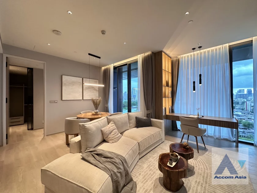  2  1 br Condominium For Rent in Ploenchit ,Bangkok MRT Lumphini at ONE Bangkok AA45382