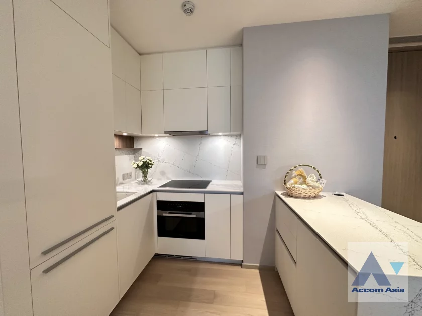 7  1 br Condominium For Rent in Ploenchit ,Bangkok MRT Lumphini at ONE Bangkok AA45382
