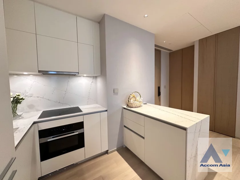 9  1 br Condominium For Rent in Ploenchit ,Bangkok MRT Lumphini at ONE Bangkok AA45382