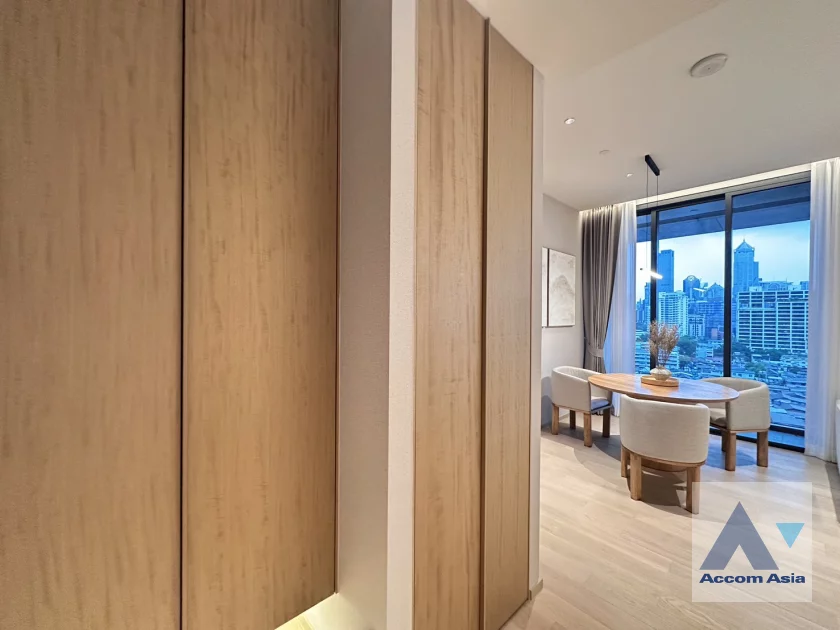 5  1 br Condominium For Rent in Ploenchit ,Bangkok MRT Lumphini at ONE Bangkok AA45382