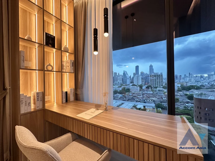 6  1 br Condominium For Rent in Ploenchit ,Bangkok MRT Lumphini at ONE Bangkok AA45382