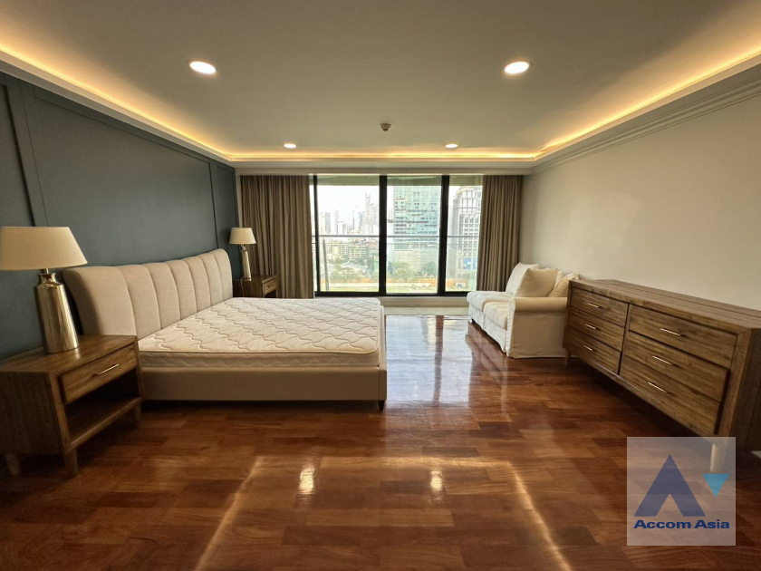 10  3 br Condominium For Rent in Ploenchit ,Bangkok BTS Chitlom at New House AA45385